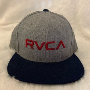 RVCA snap back hat